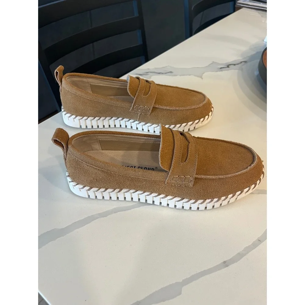 Project Cloud Filide.A Tan Suede Penny Loafers Womens 8.5 Memory Foam‎ Platform